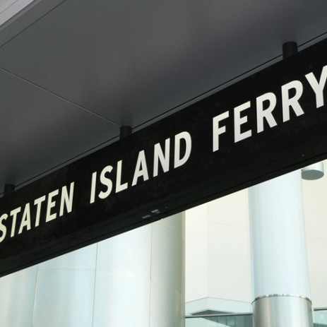 Bord voor de Staten Island Ferry