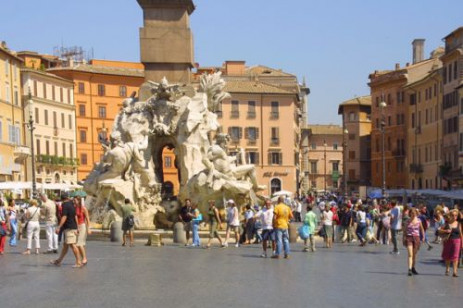Toeristen op het Piazza Navona