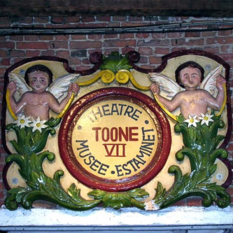 Naambordje van het Koninklijk Theater Toone