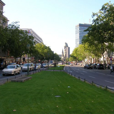 Zicht over de Kurfürstendamm