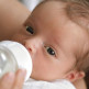 Hoe verwarm je de fles van je baby?